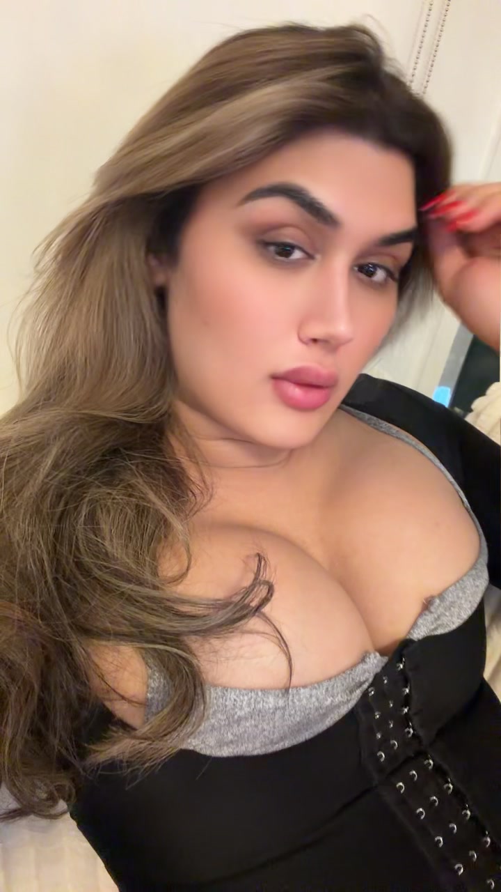 @Haniya🇨🇦