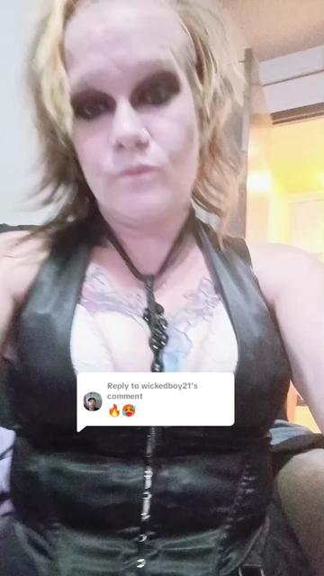 @(Madam.Rou)
