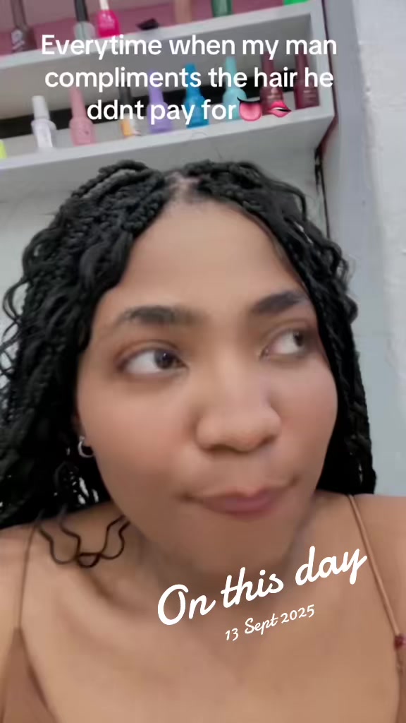 @Roxysibs7