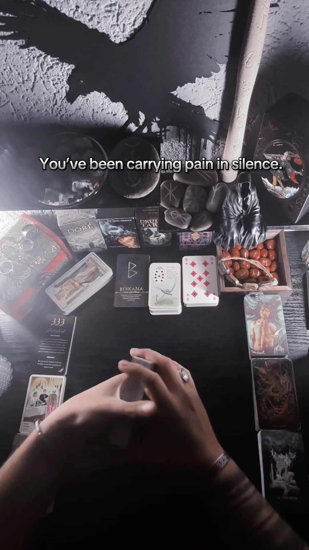 @Nightshade Whispers Tarot