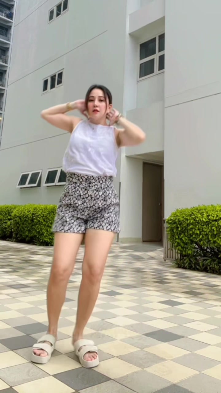 @SHIELA KIM