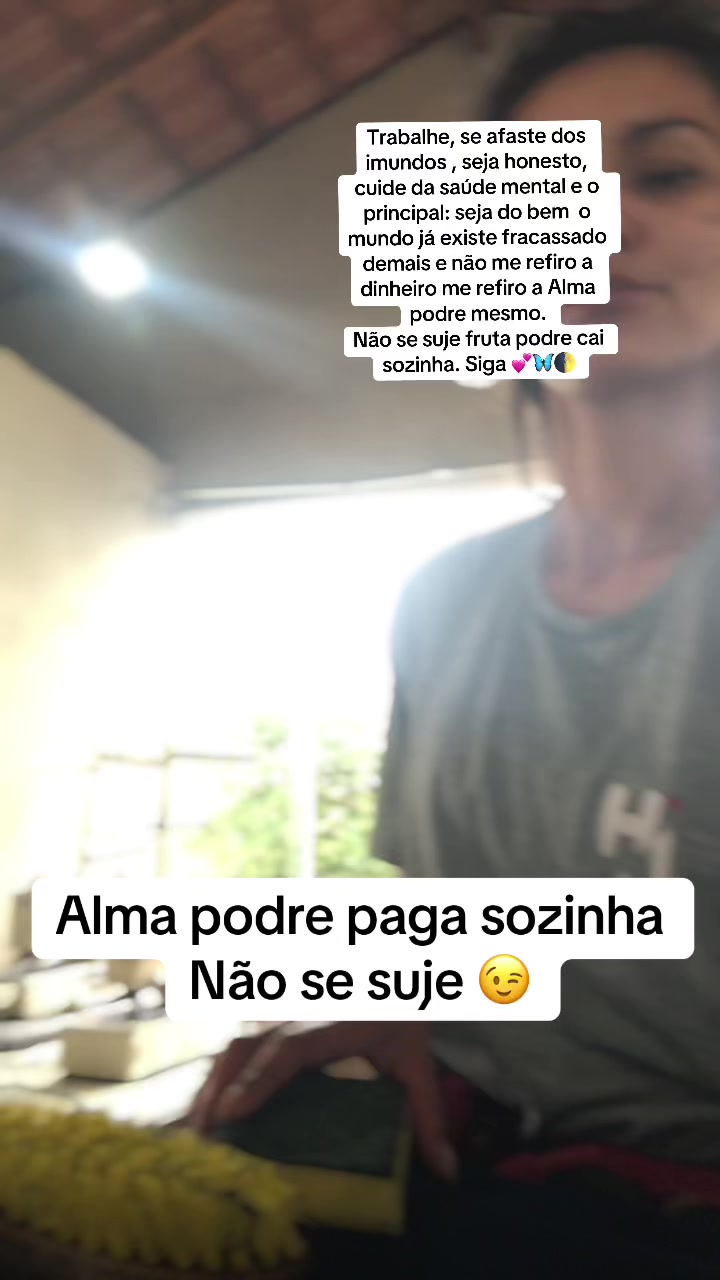 @Thais Voss