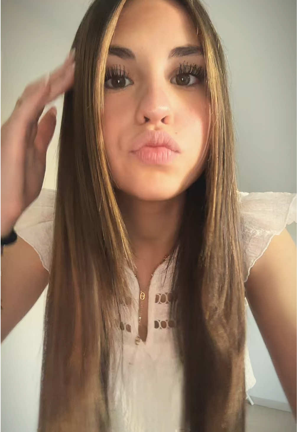 @𝑠𝑜𝑓𝑖𝑎