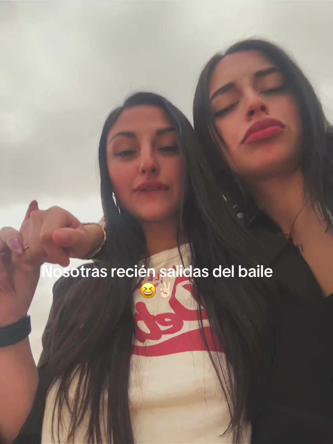 @Zoeegamb_
