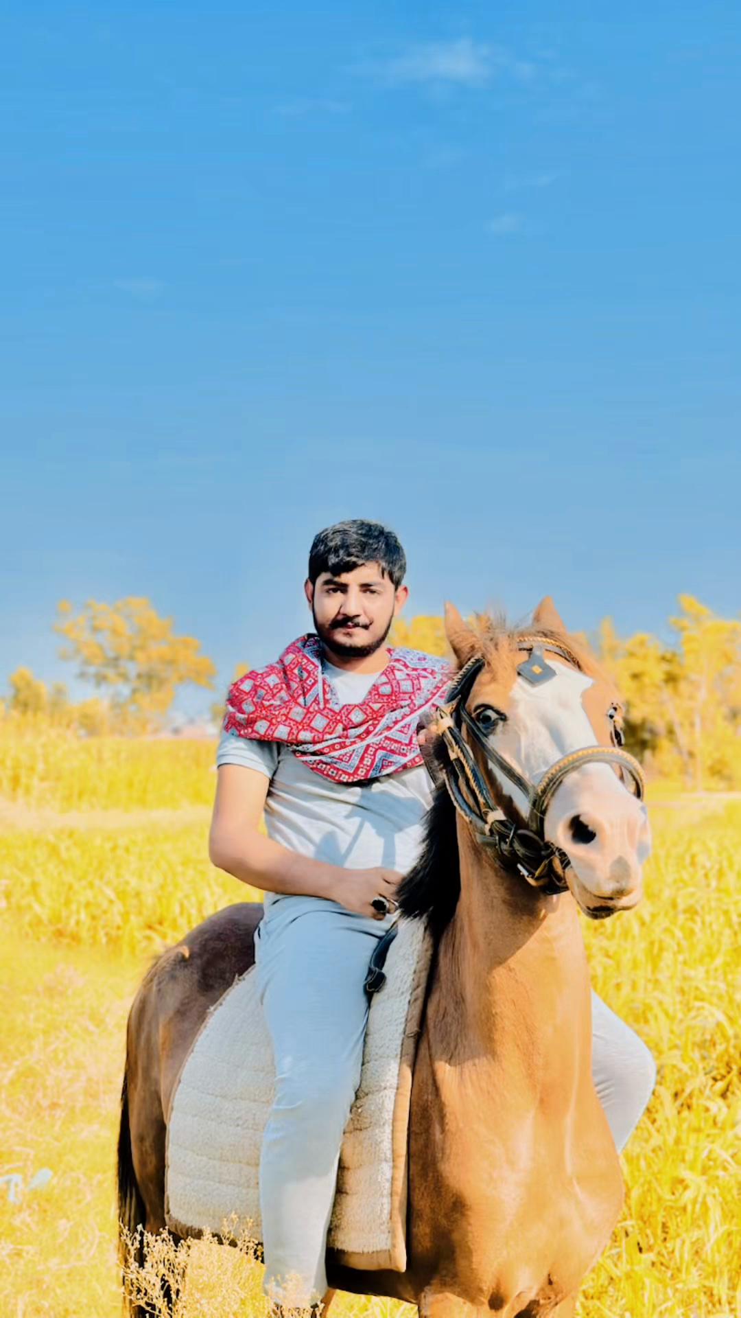 @HAMMAD GUJJAR✌♠️