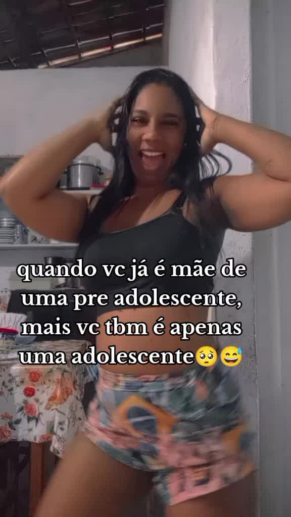 @scarlett_Estefane
