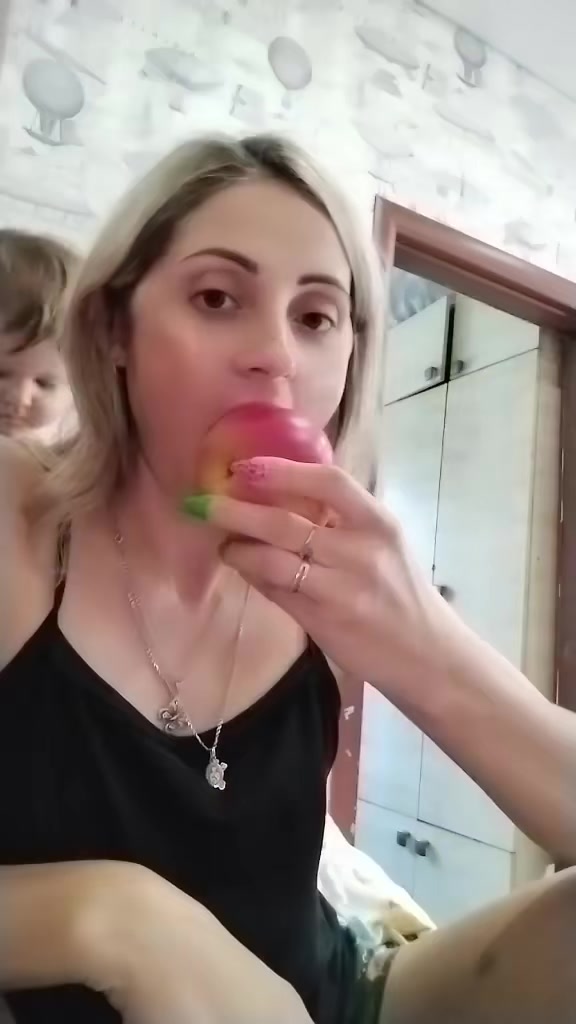 @Леся Мегера