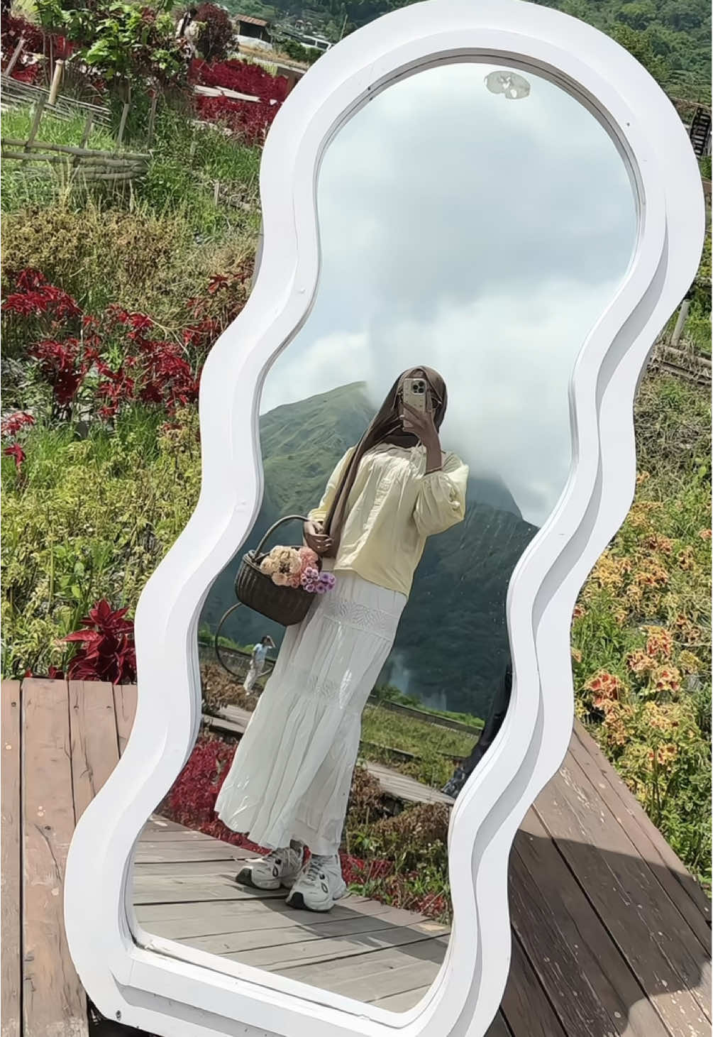 @🕊️