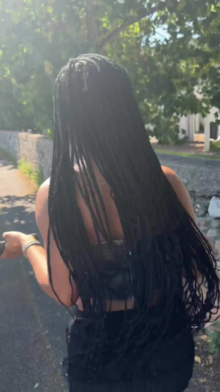 @IAMninaa_