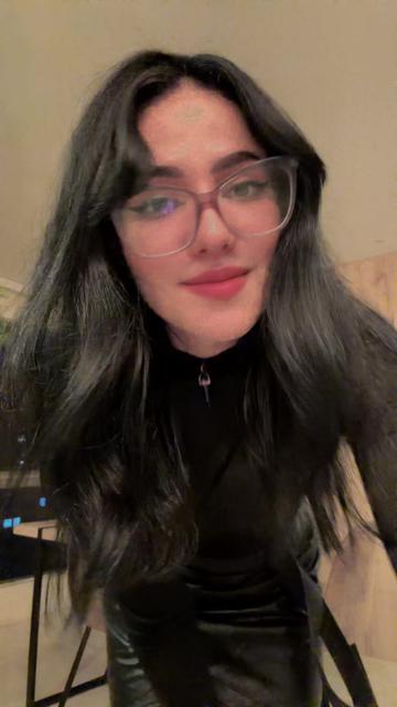@Isabella Uzcategui (pingui🐧)