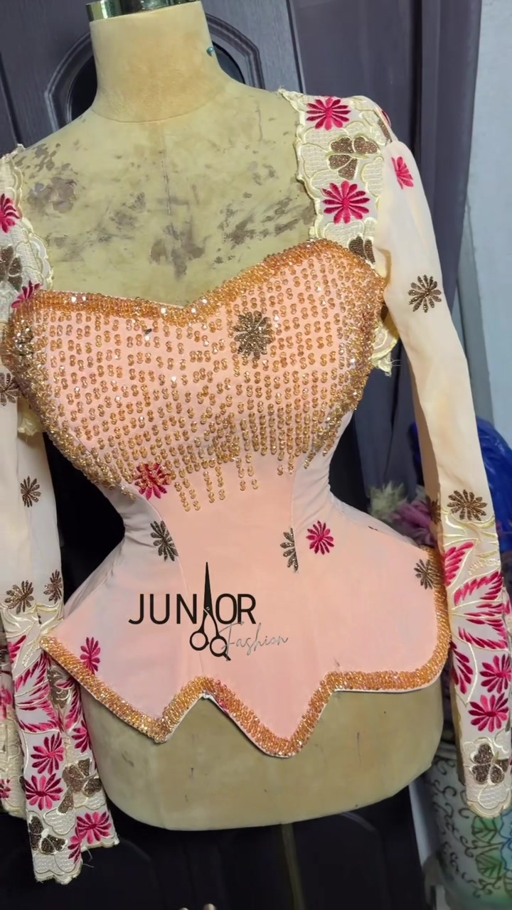 @Junior fashion❤️✂️ ✪