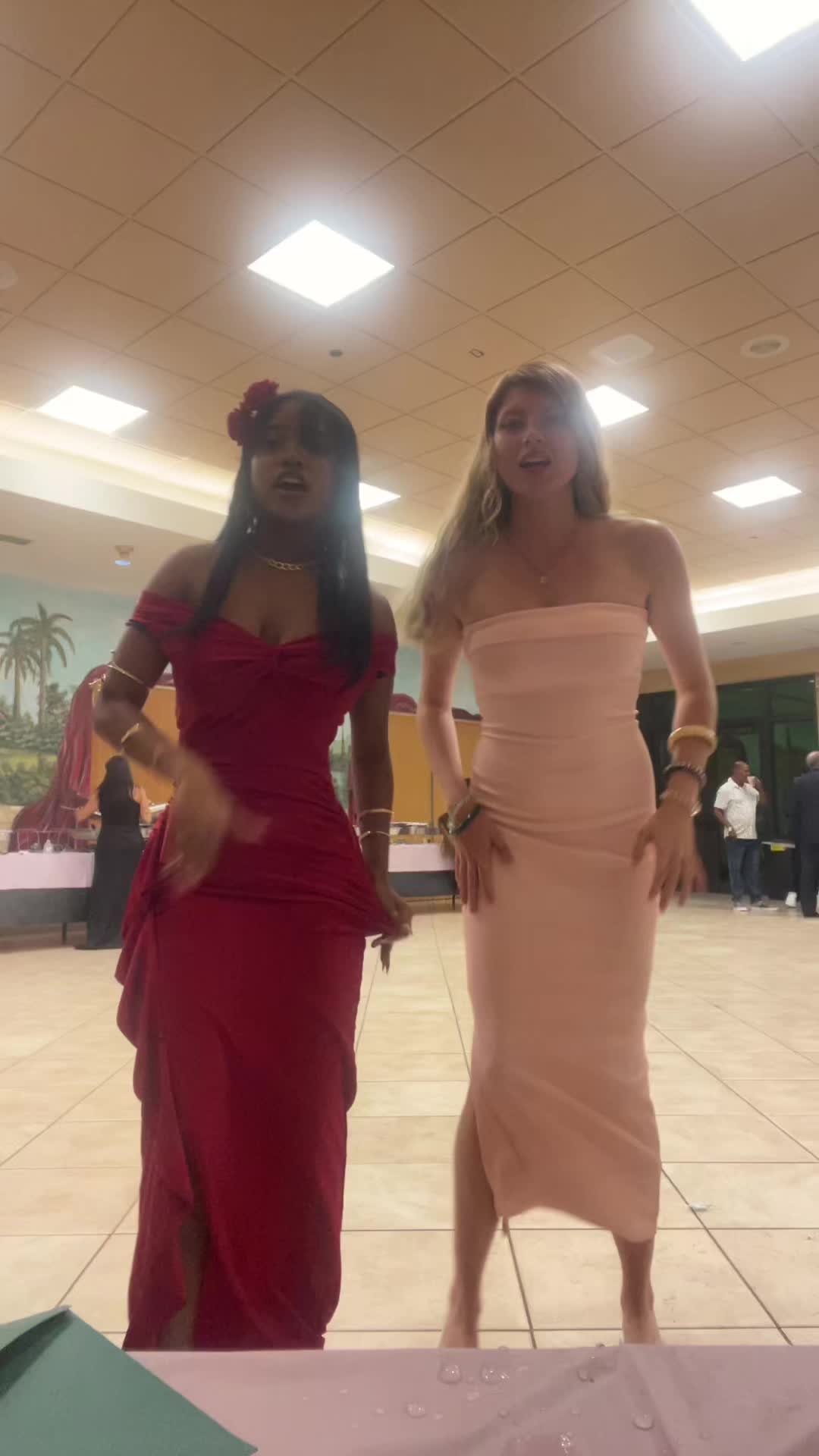 @Tacobella