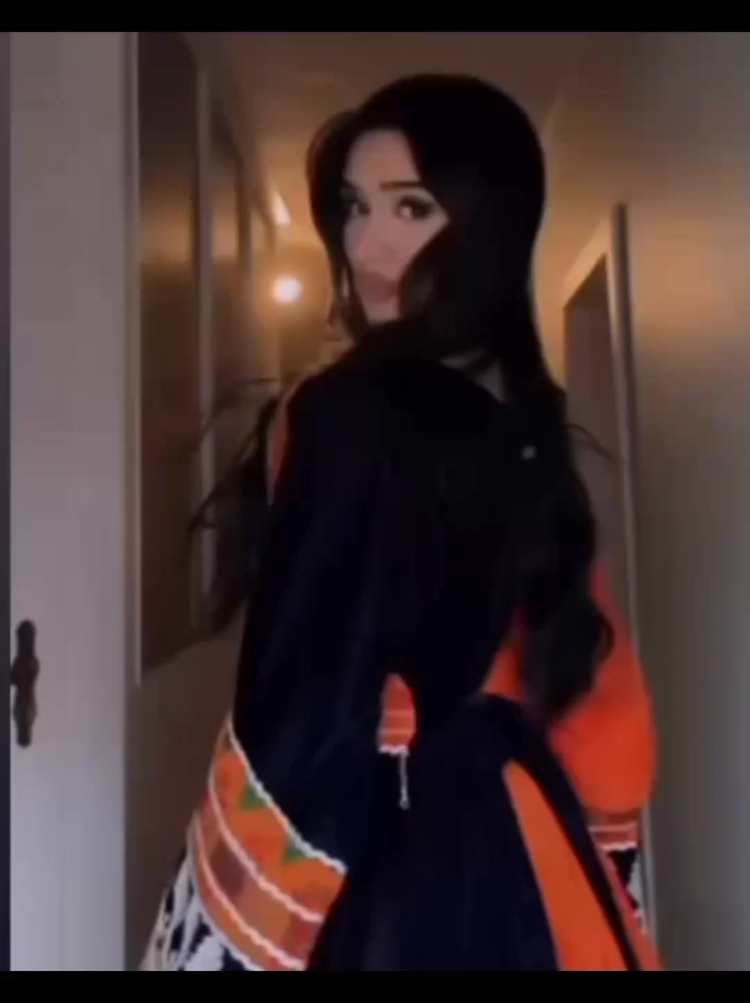 @Anayah_Khan