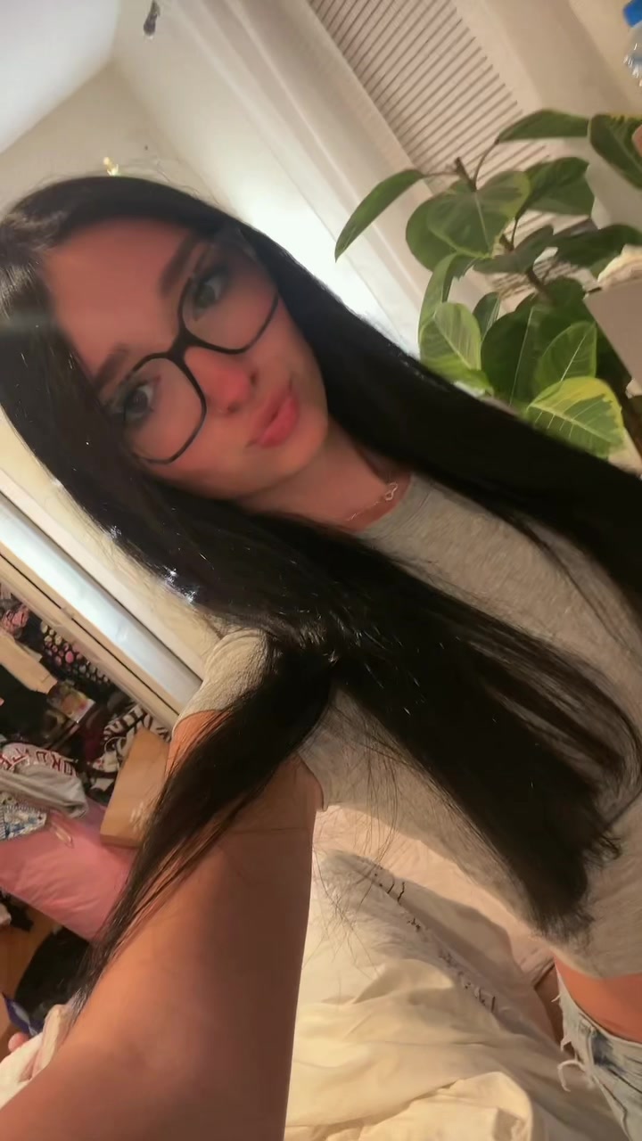 @???