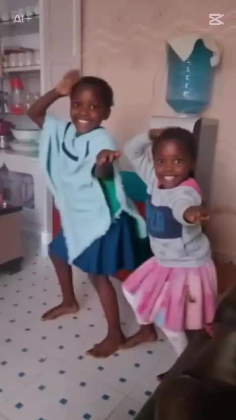 @monicahmoniks