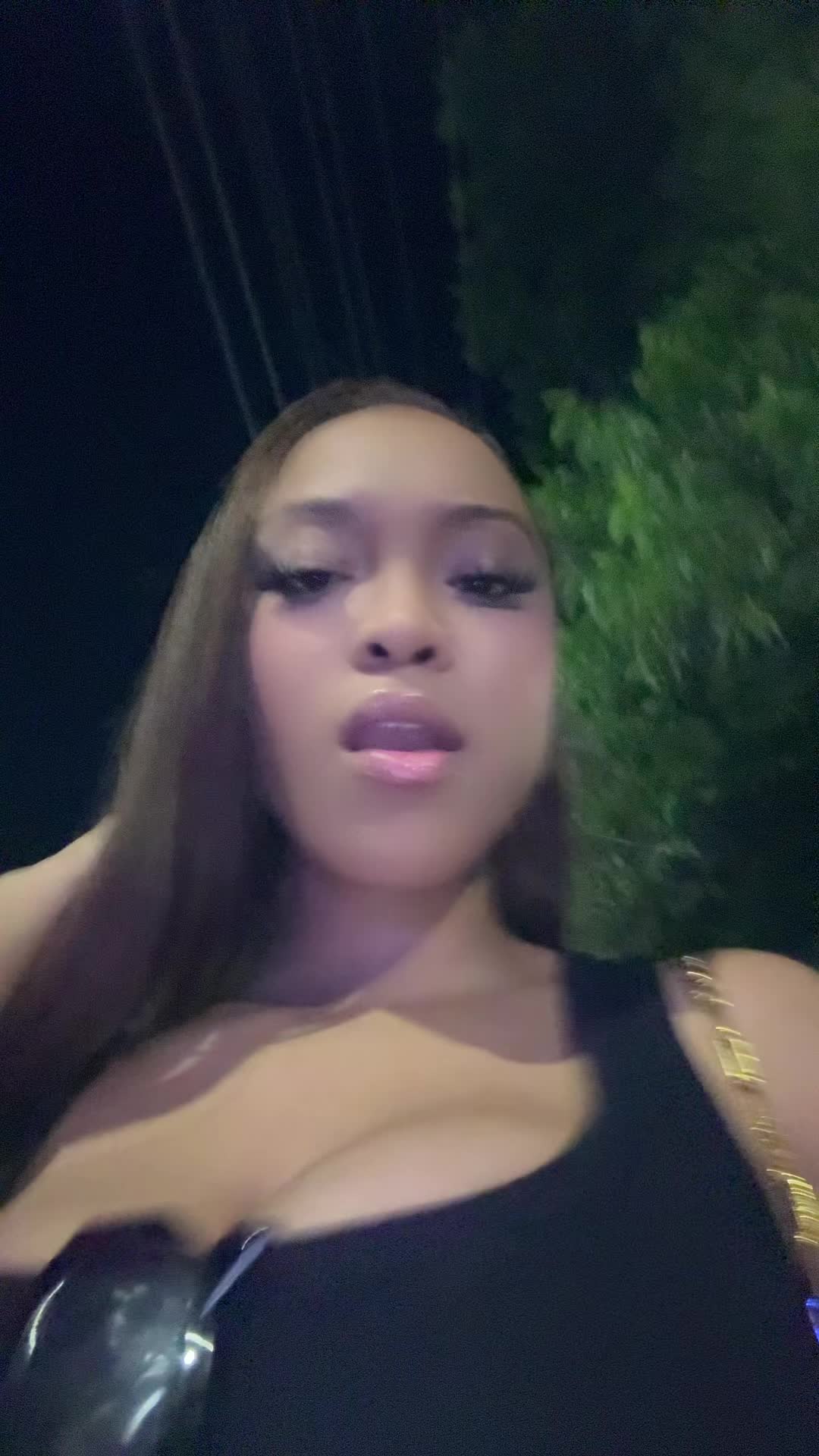 @whymanilol