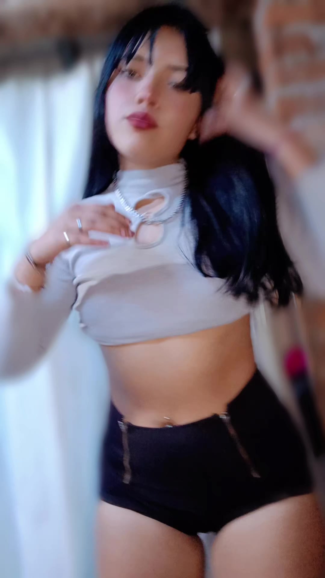 @️