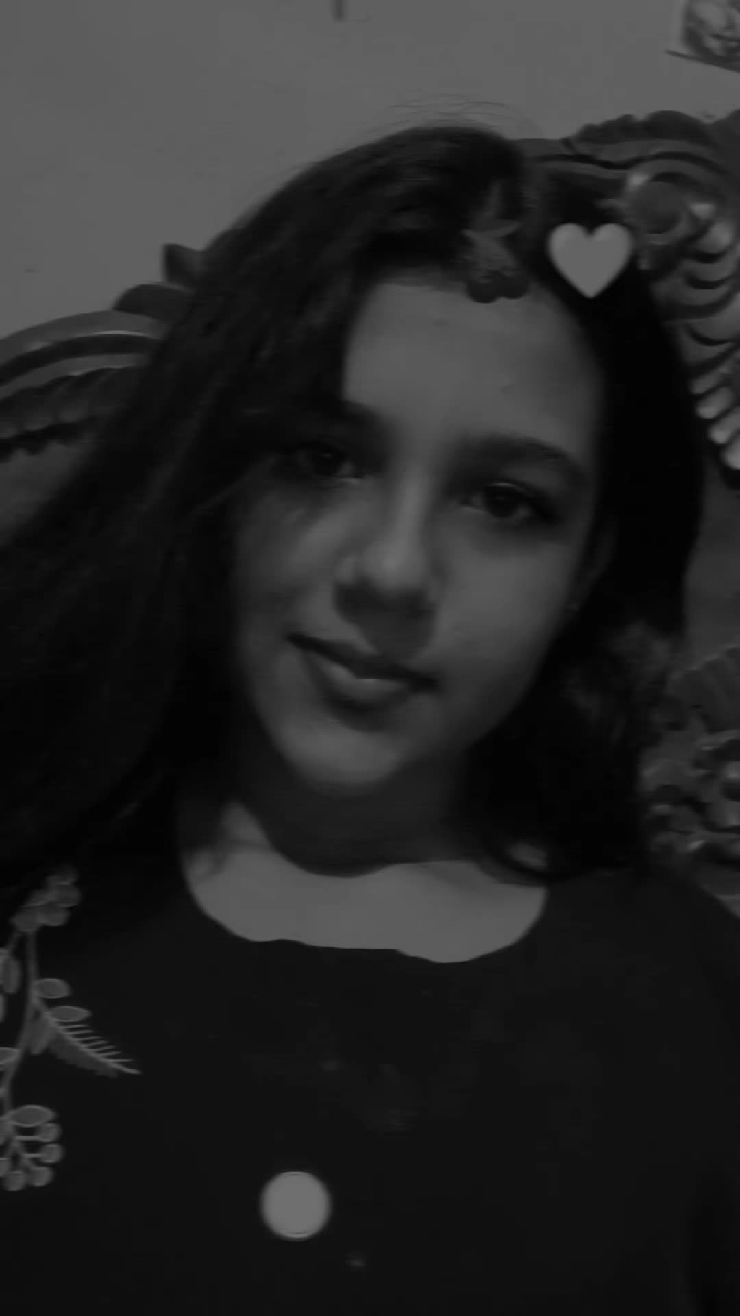 @ARNA🦋