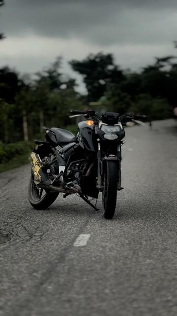 @4v_roy