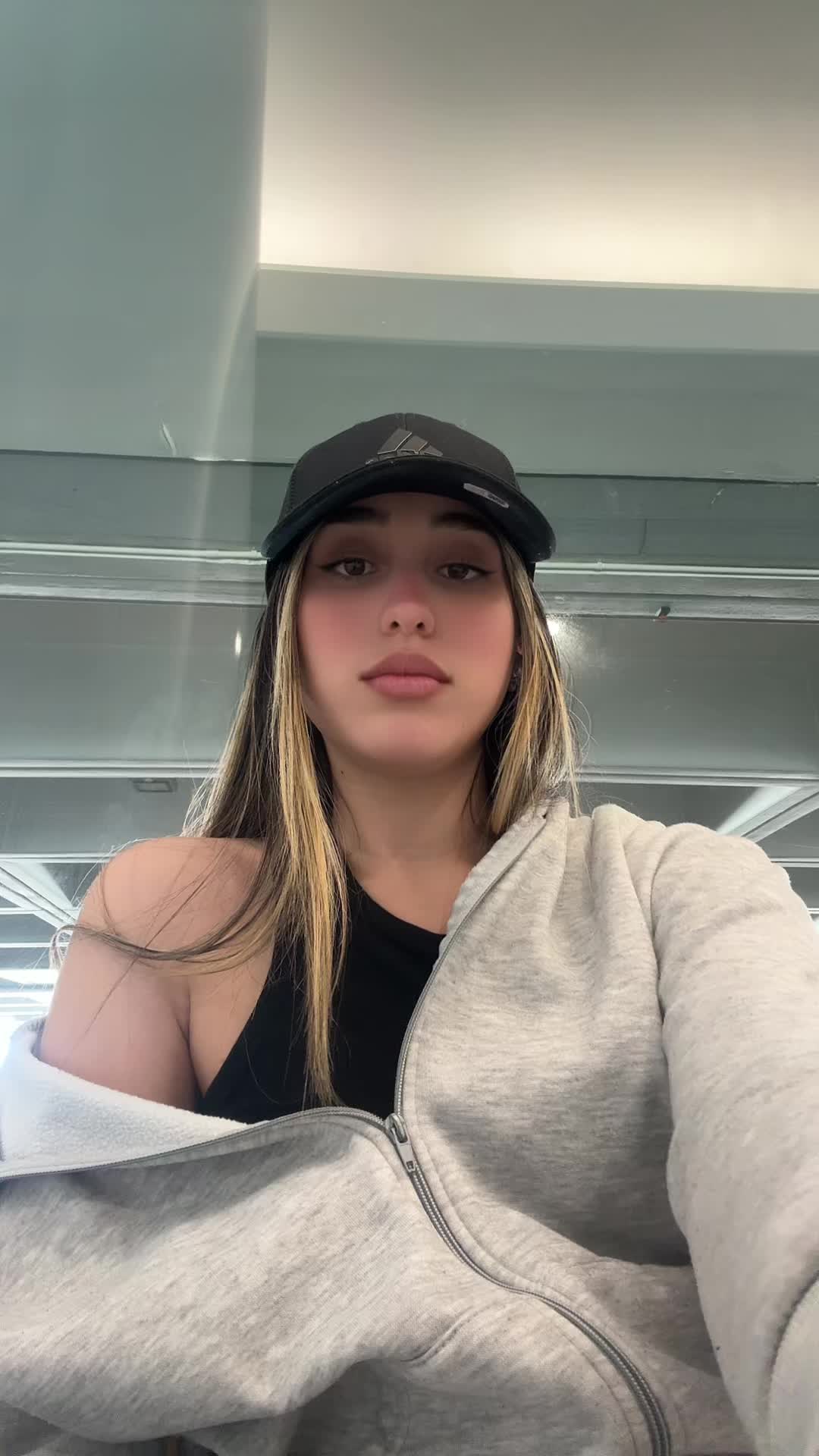 @Tay