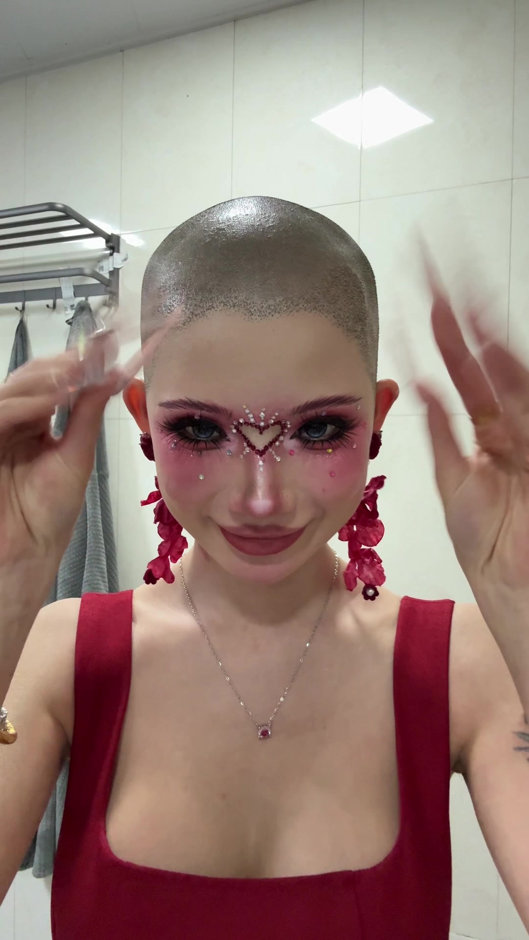 @Ahhui👩🏻🦲