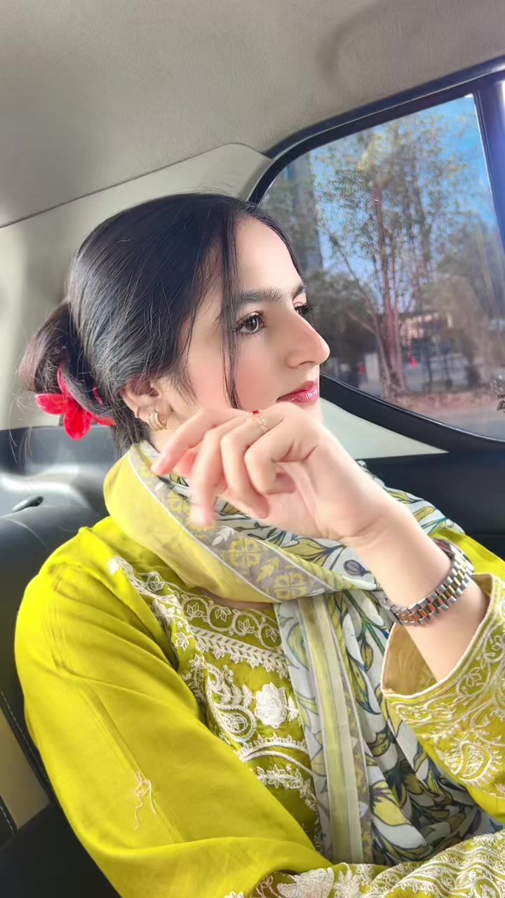 @Muneeba khan