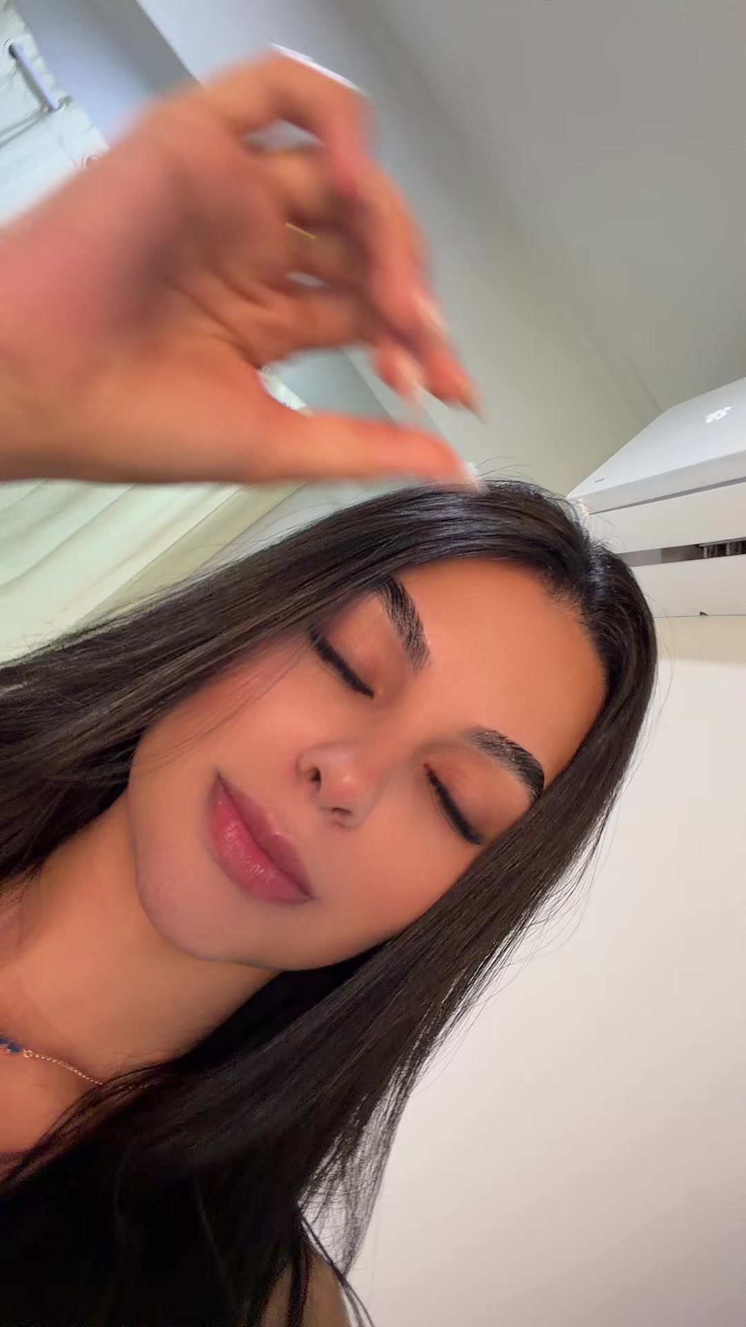 @naelypereira