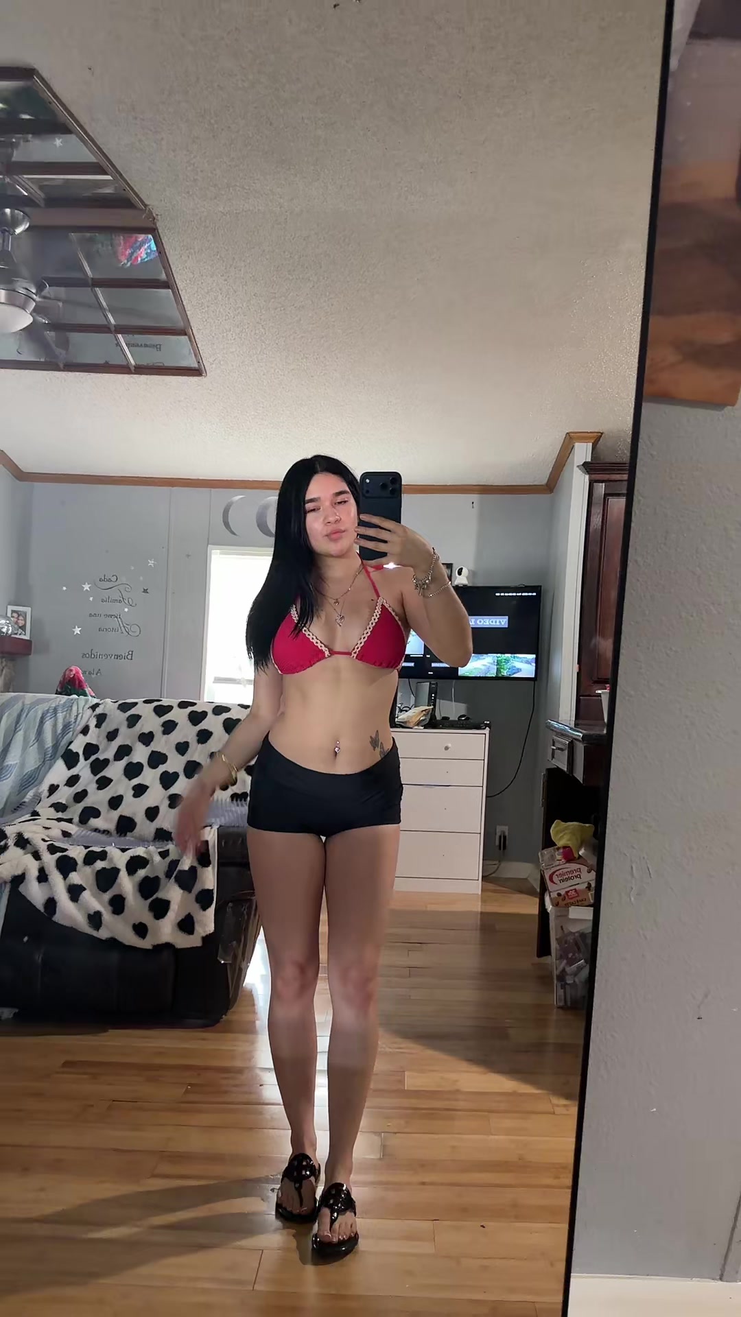 @️