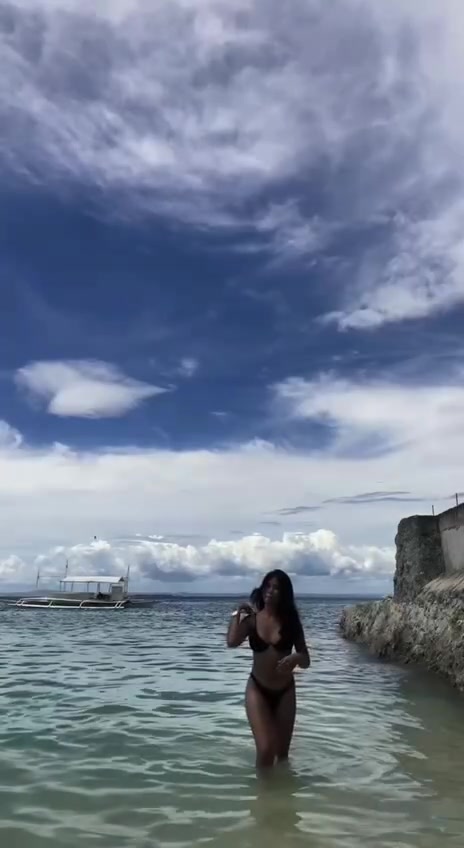 @AlexandraYu