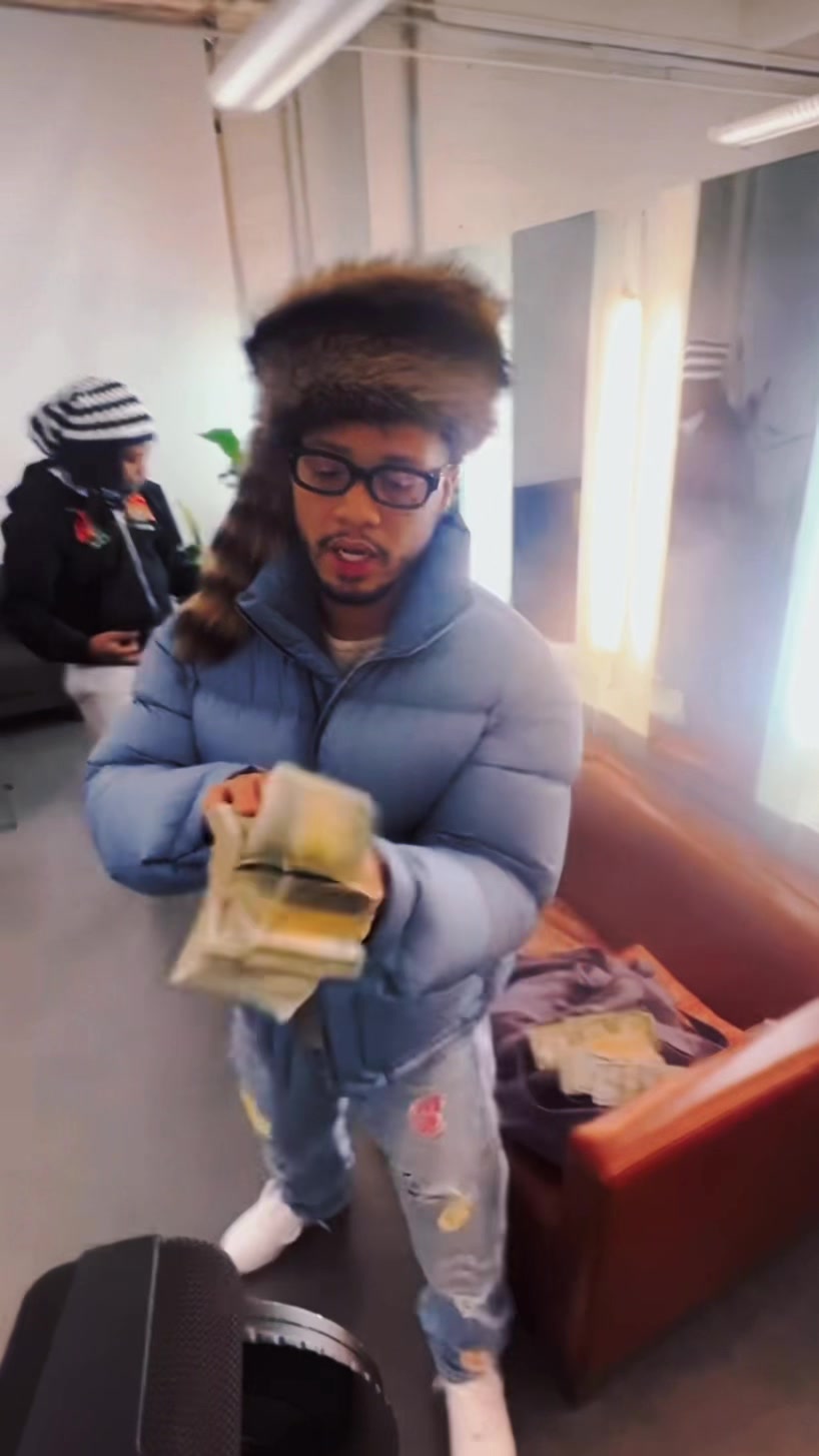 @VeezeWorst🤓🏄🏽&zwj;♂️