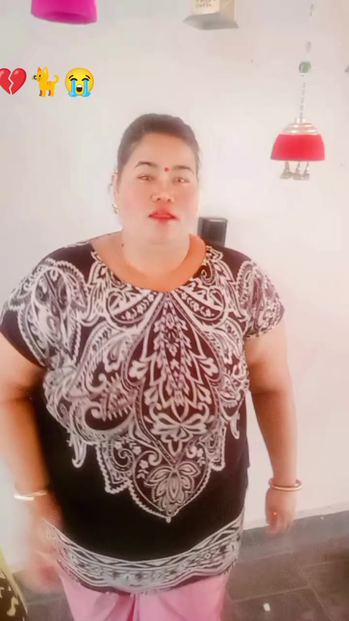 @सानु काे माया🐈️💕
