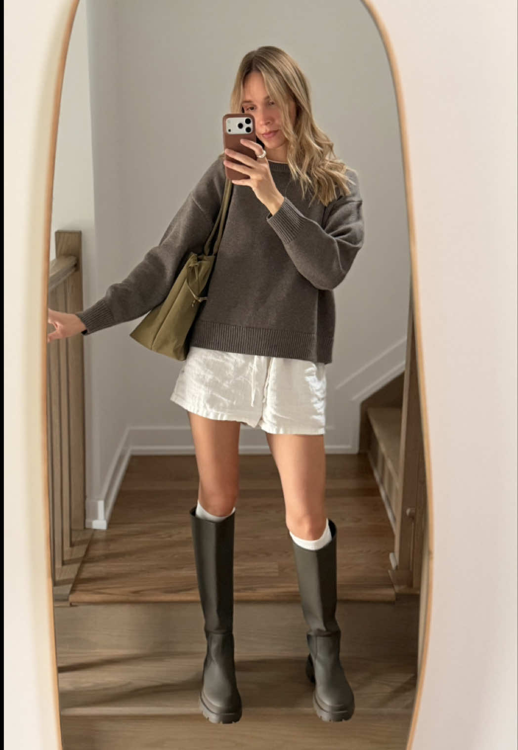 @hey_i_am_tia