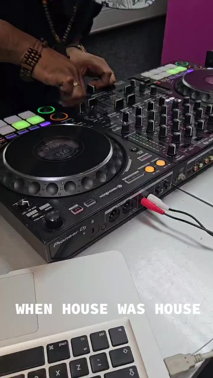 @MalooTheSpecialist