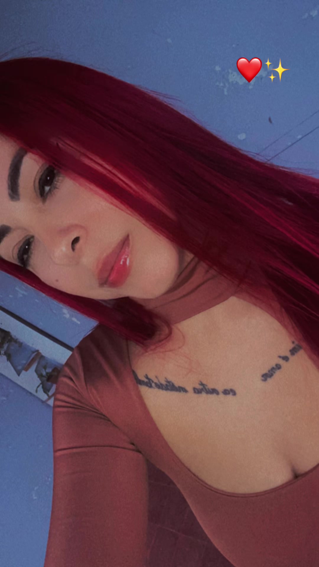 @jhenii_freitas