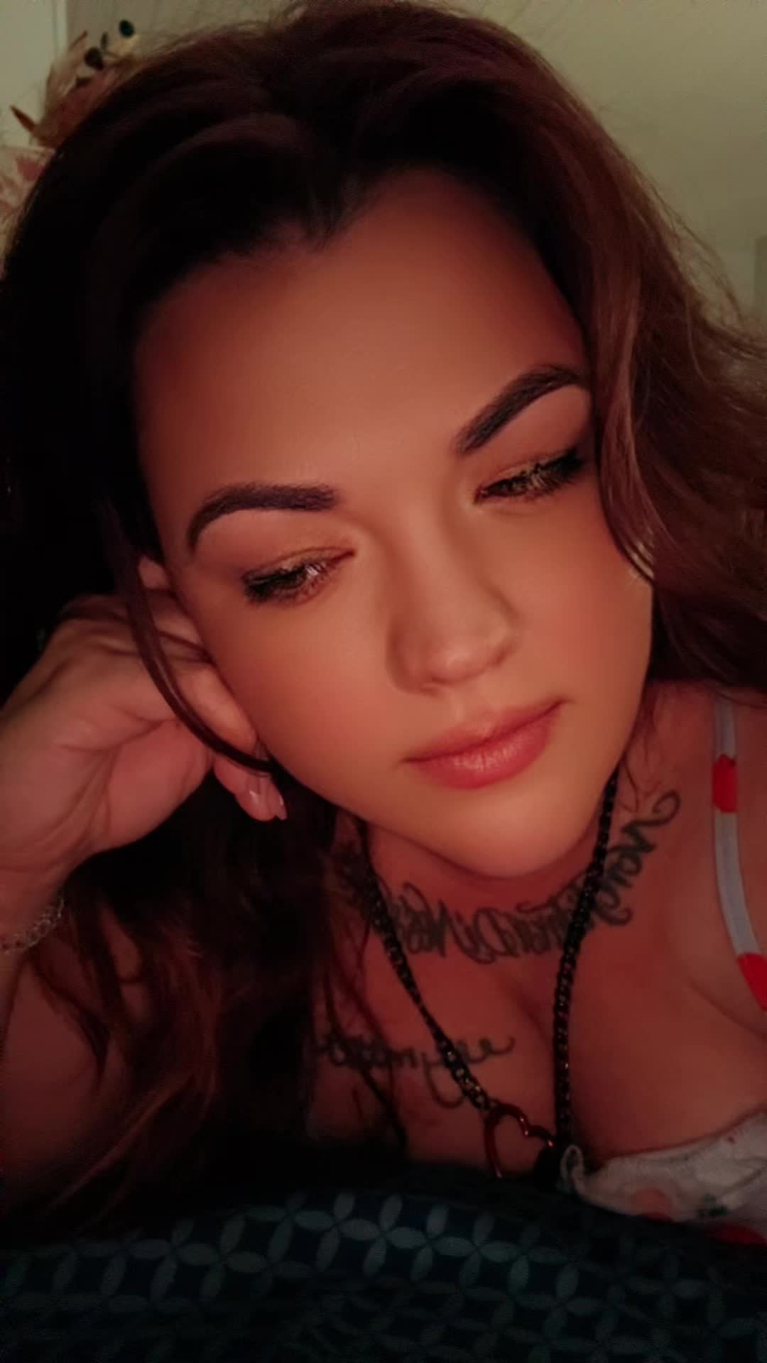 @🥀Cass🥀 Book Girlie & Author