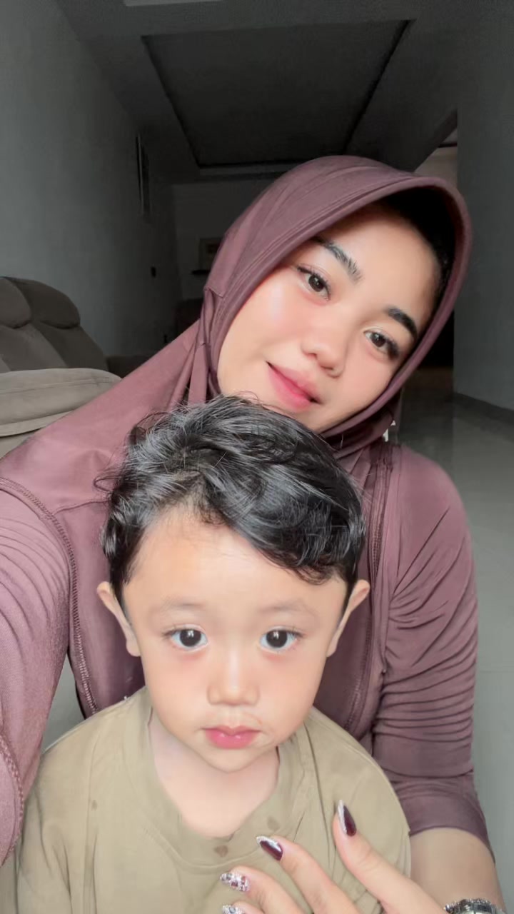 @Selfifitiaandini