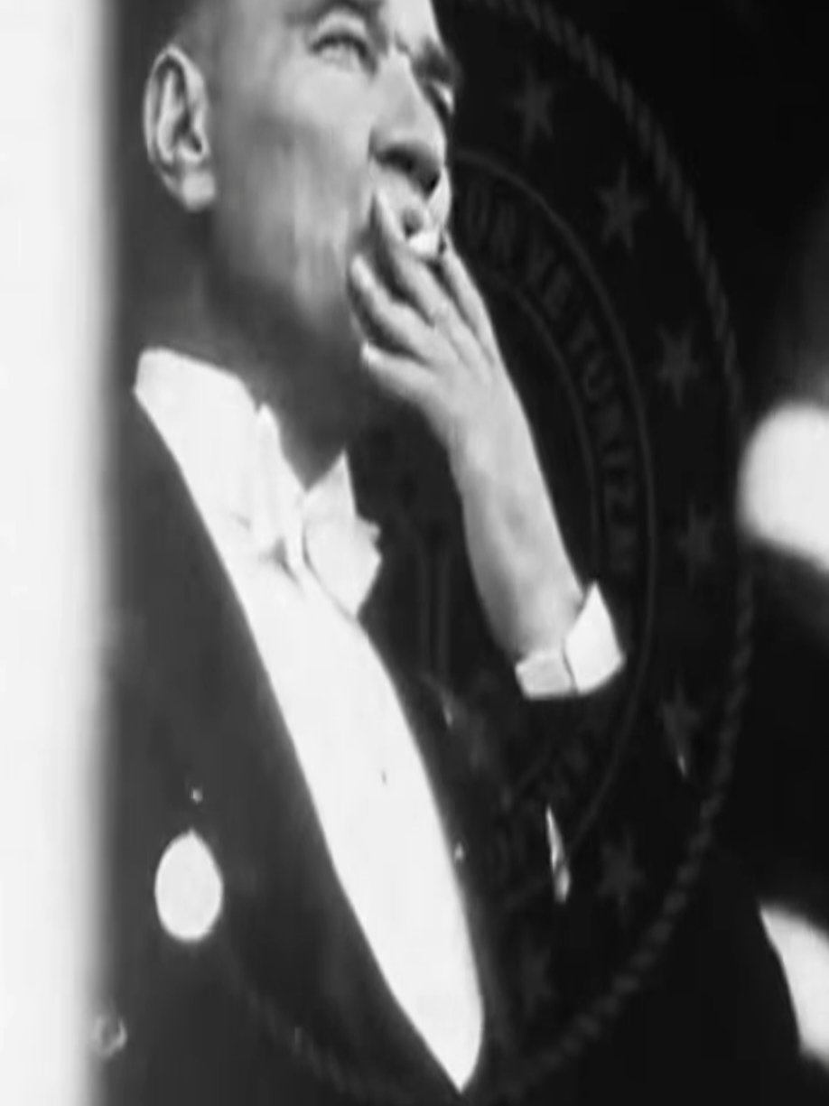 @Atat&uuml;rk'&uuml;n izleri