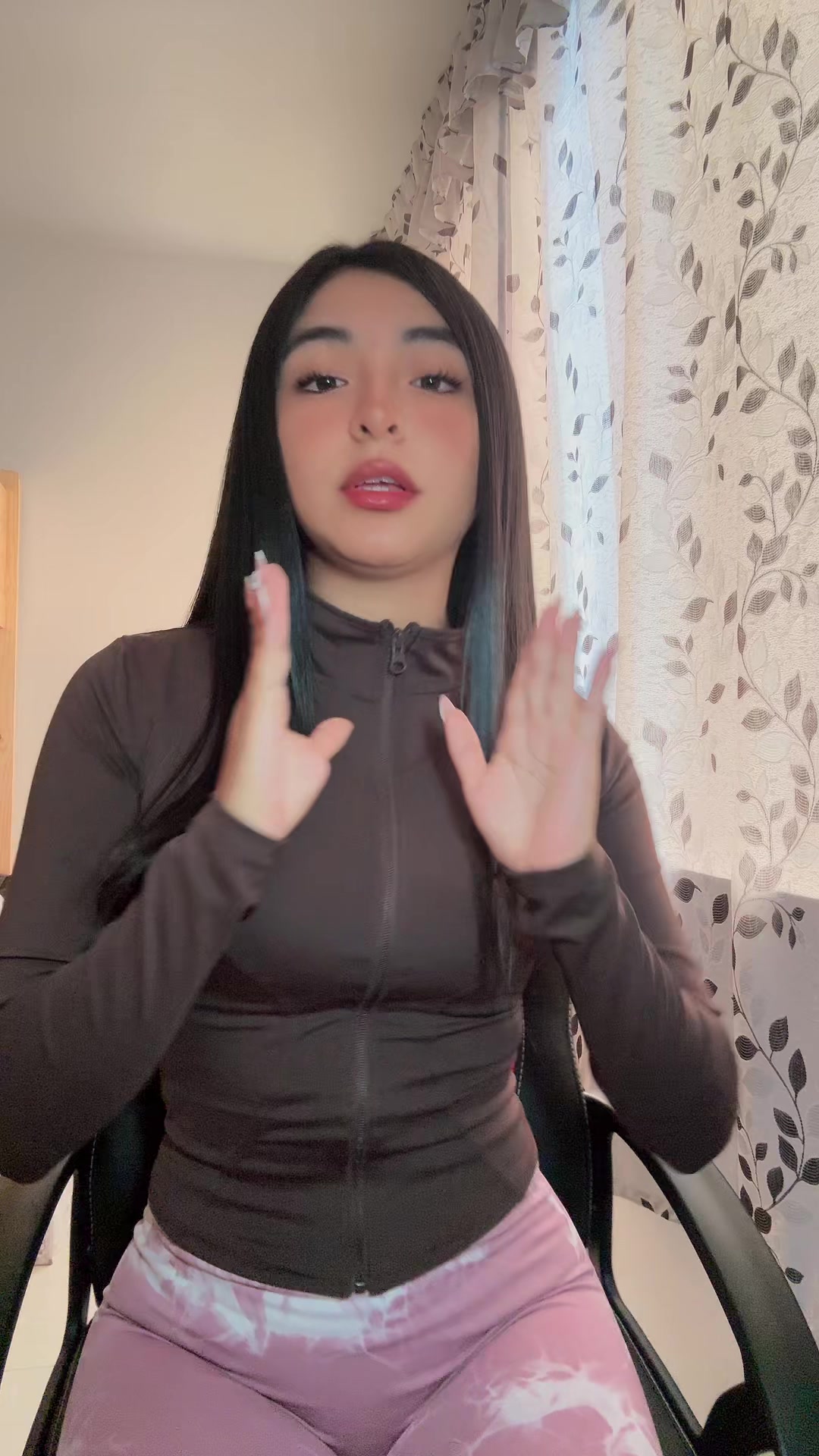 @daeslycat