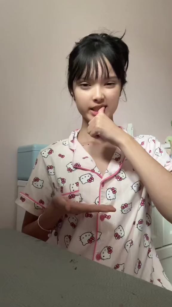 @glow12700