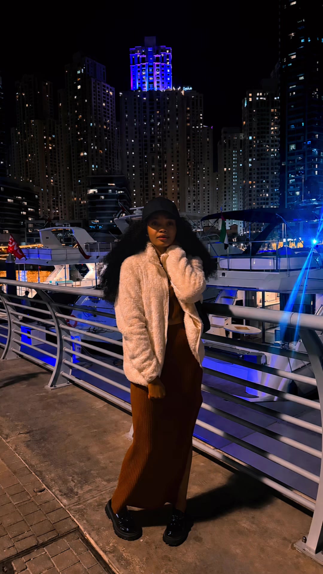 @𝐏𝐞𝐫𝐢𝐬 ᥫ᭡ 🦋✨