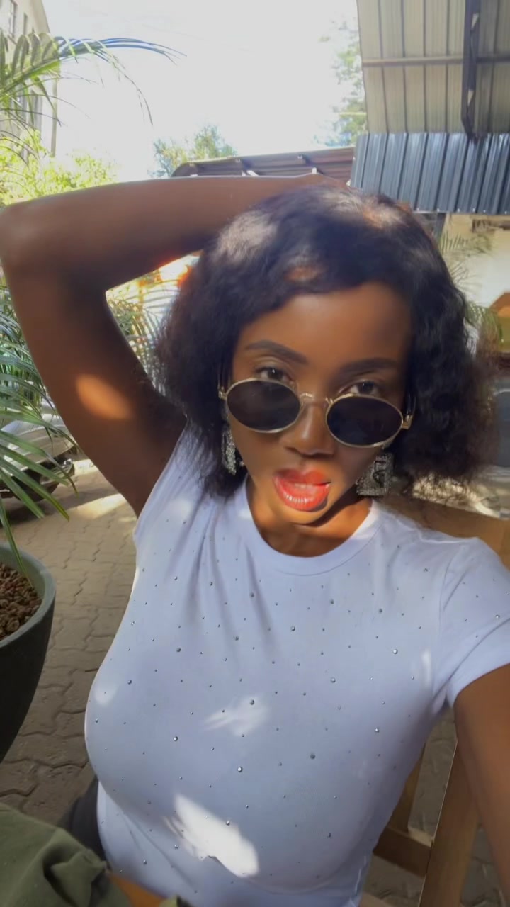 @lushvee