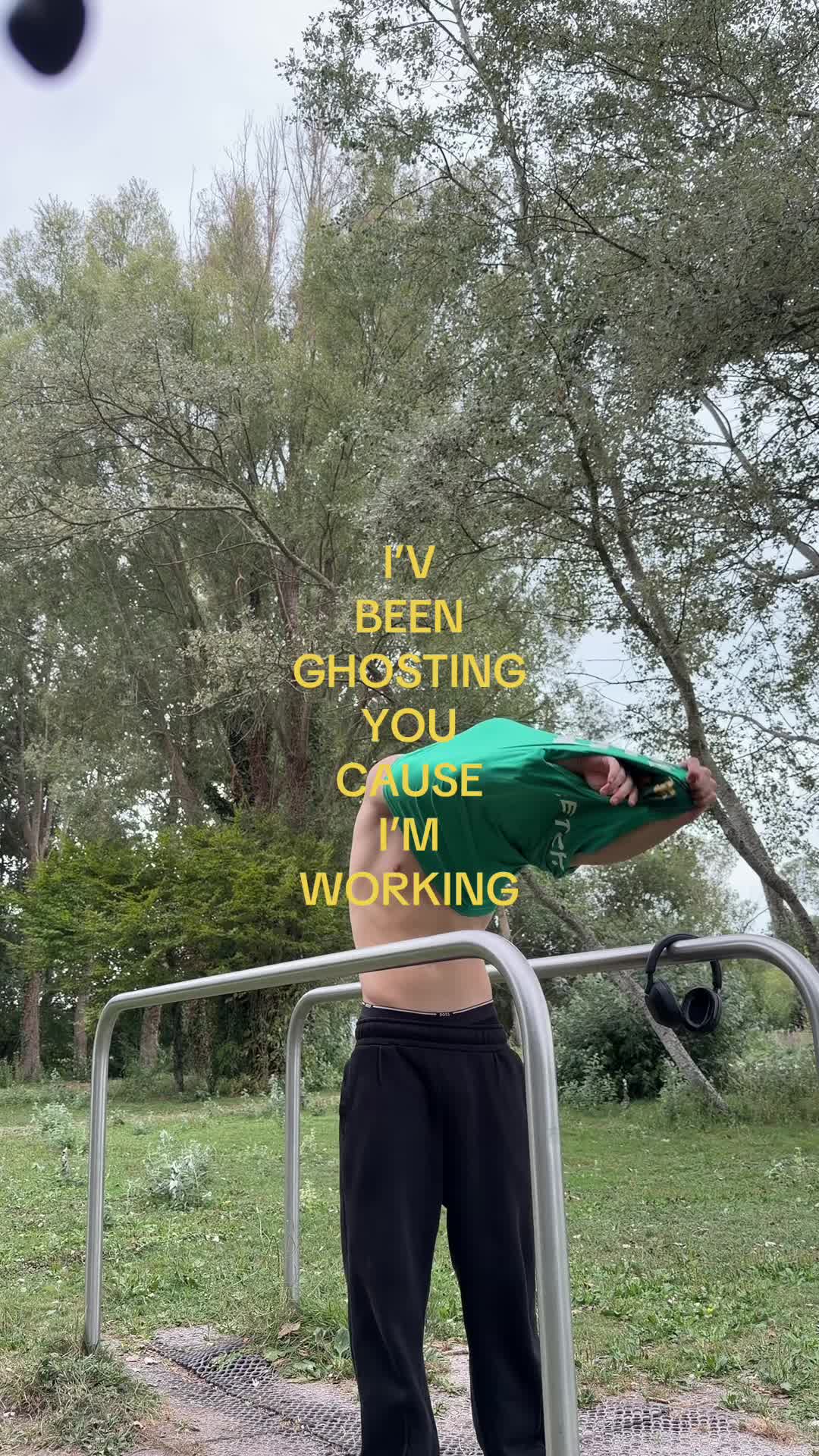@Adel Griffon