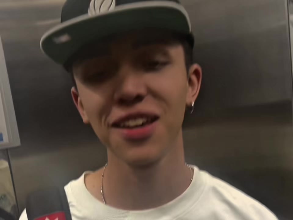 @𝐎𝐦𝐫𝟕𝟗