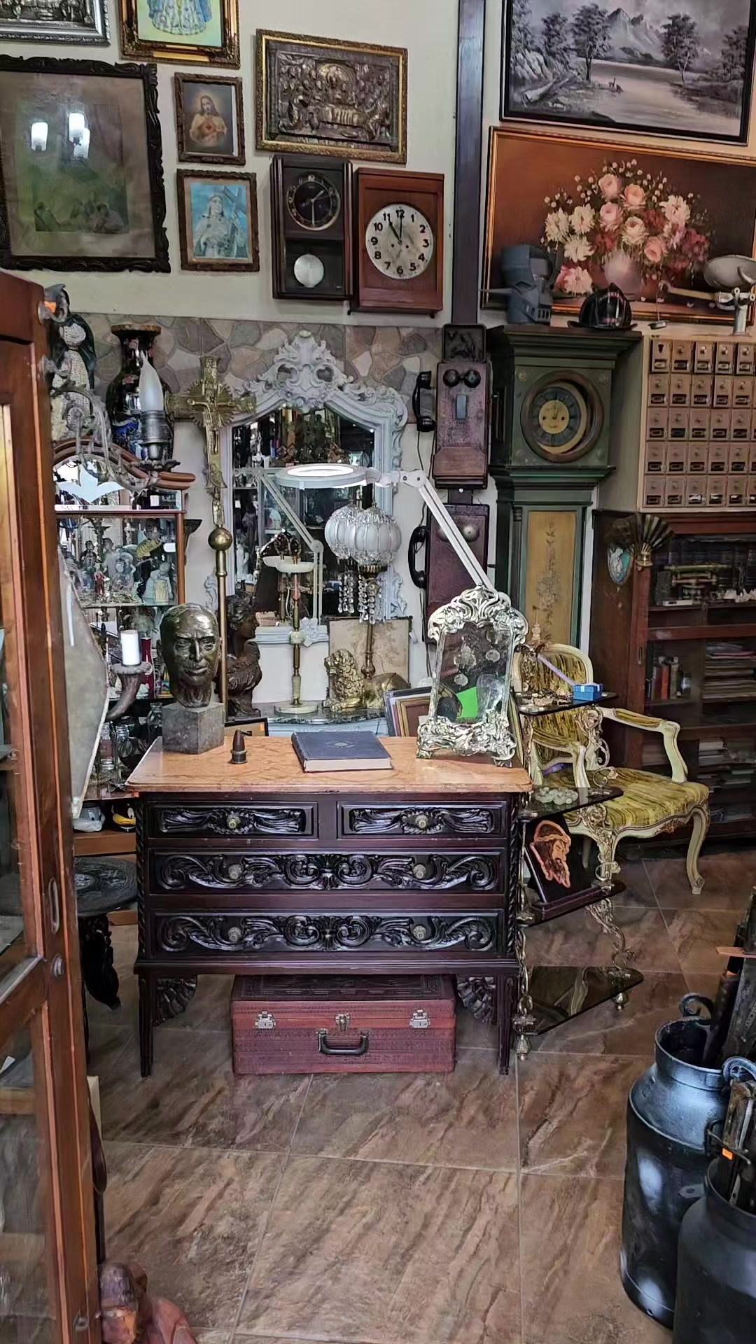 @ANTIGÜEDADES TAURO