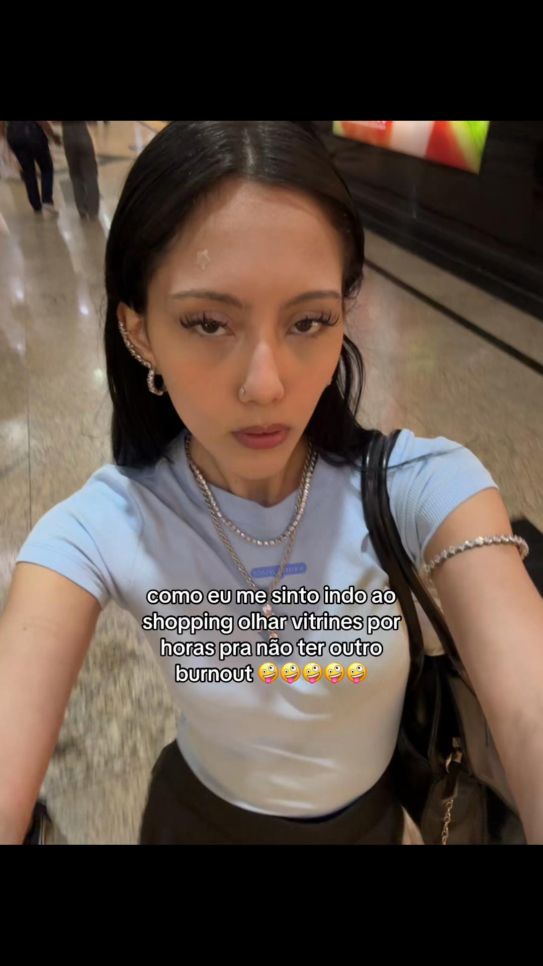 @amora