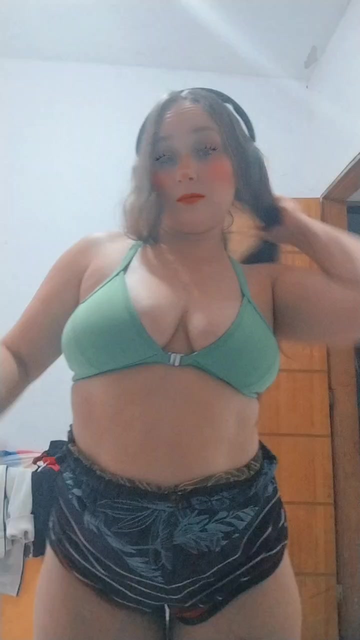 @Loraah 🍁