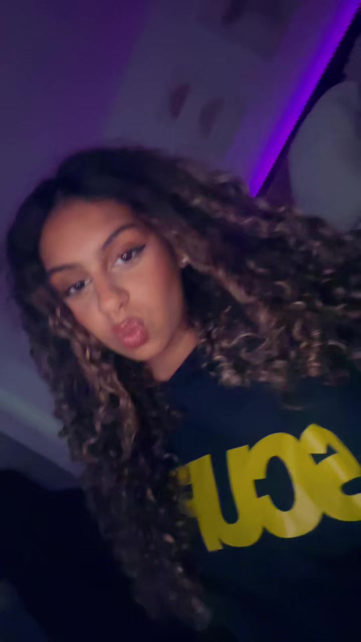 @𝐤𝐞𝐥𝐲😎