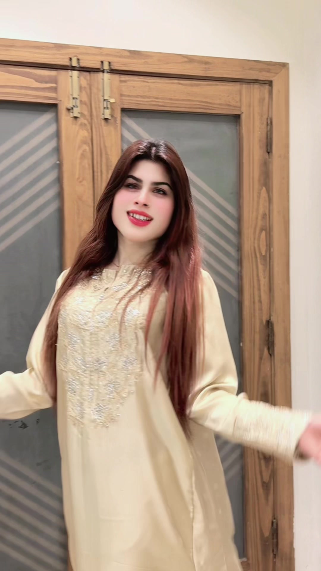 @MAHI 👑