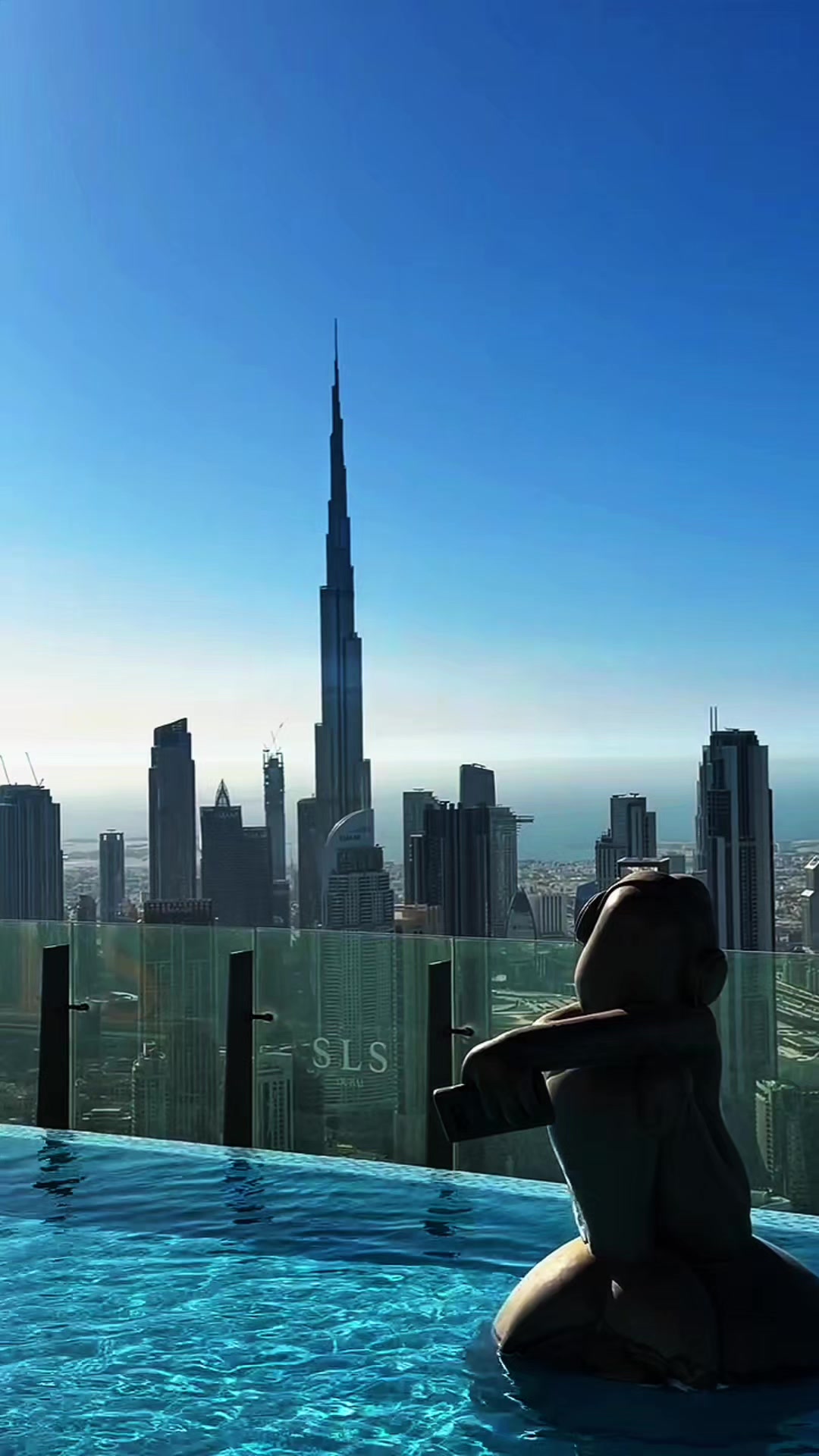 @dubai