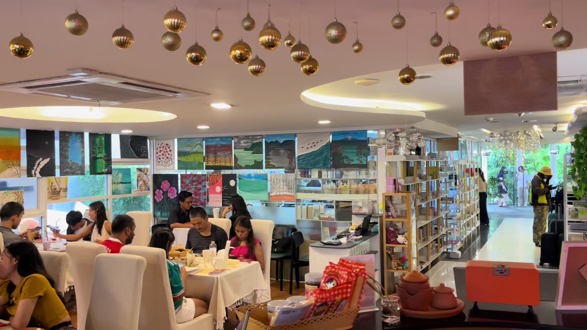 @Book Nook